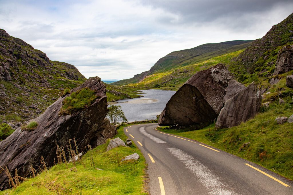 Way to lake in Ireland