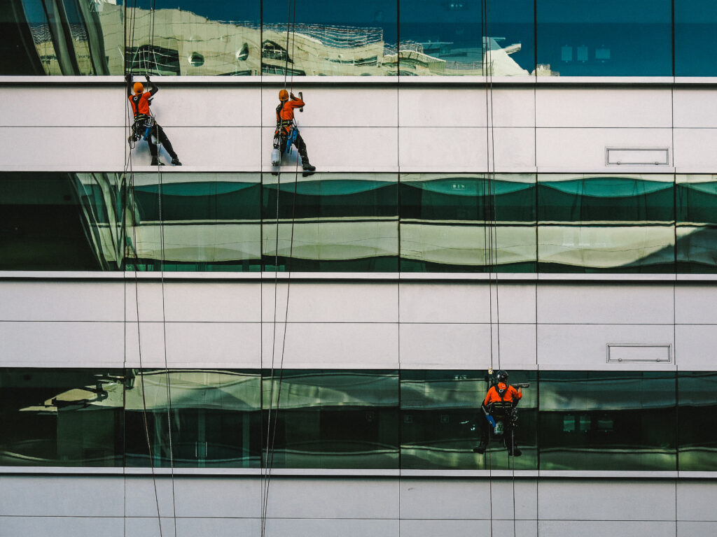 window cleaners in lisboa