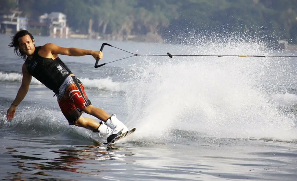 wakeboarding in a lake mexico