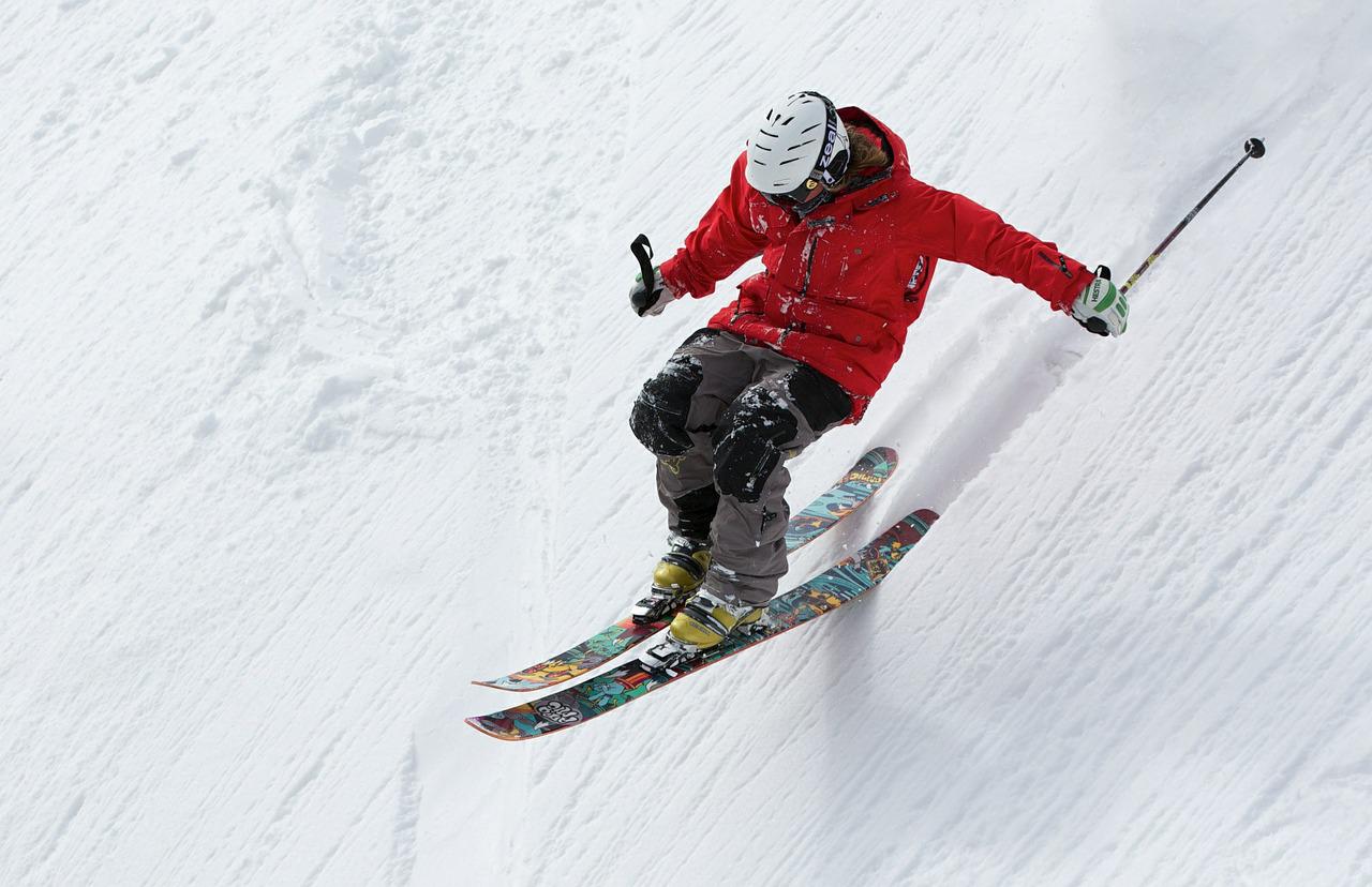 Master The Basics Of Alpine Skiing - GripOutdoor.com