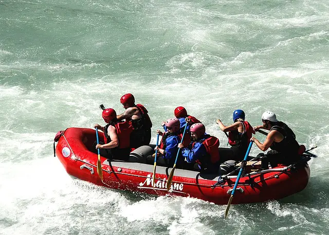 Top 10 Whitewater Rafting Destinations In The U.S. For an Unforgettable Adventure